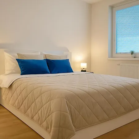 Nook I Airport Lägenhet Bratislava