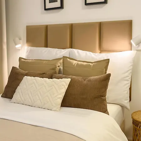 Nook I Airport Apartman Pozsony