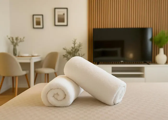 Nook I Airport Apartament *